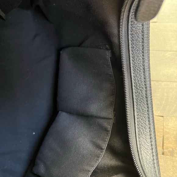 GUCCI MEDIUM SHOULDER BAG - Picture 6 of 8